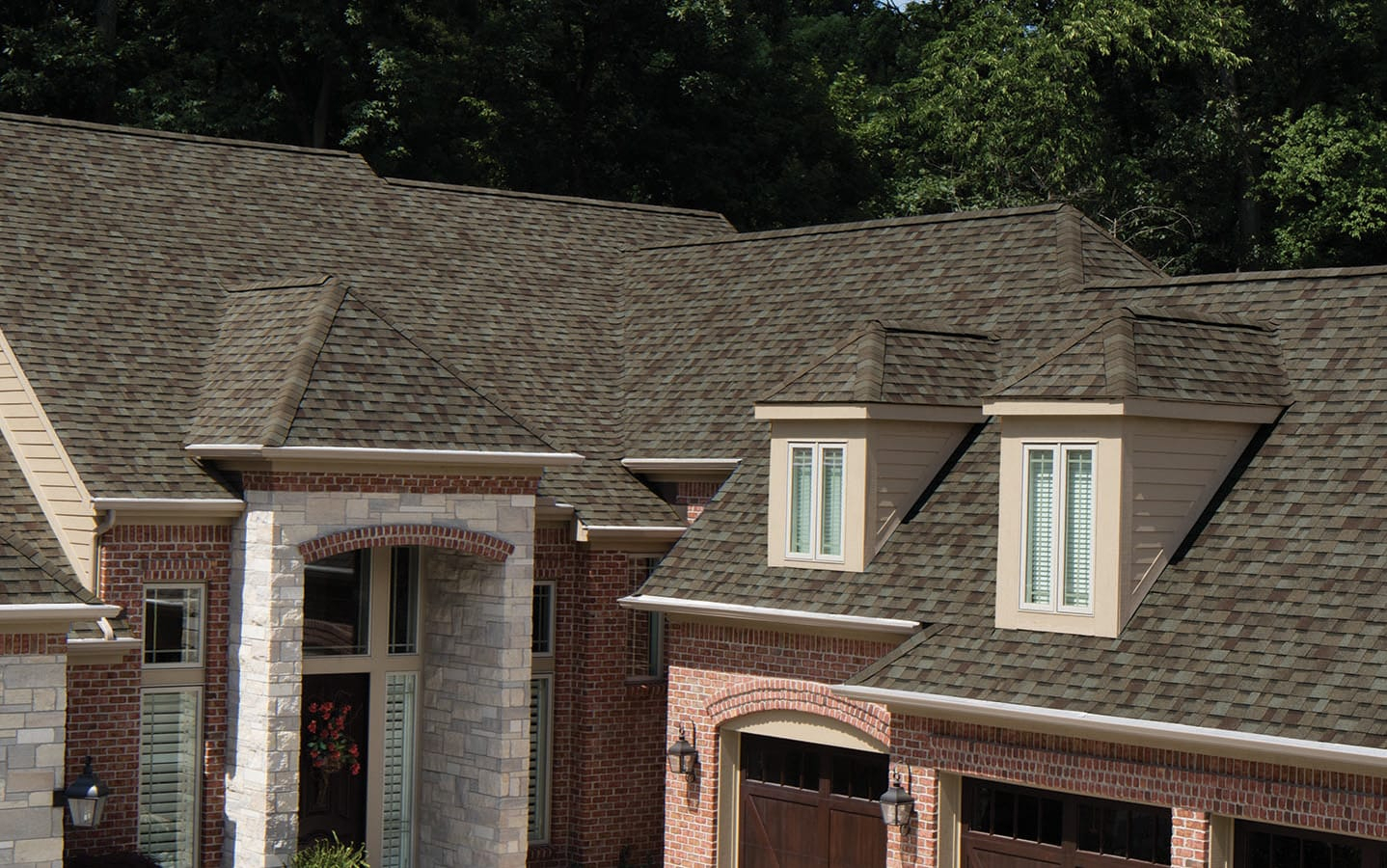 Roofing replacement and repair services in Long Island, NY